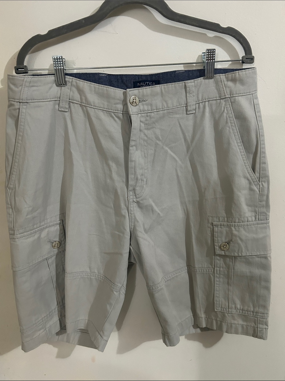 Nautica Men's Light Gray Cargo Shorts with Multiple Pockets